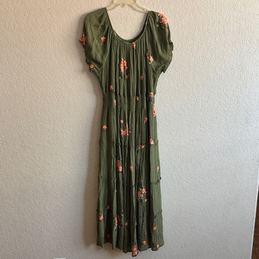 Chic Olive Floral Maxi Dress 2X - Picture 3 of 9
